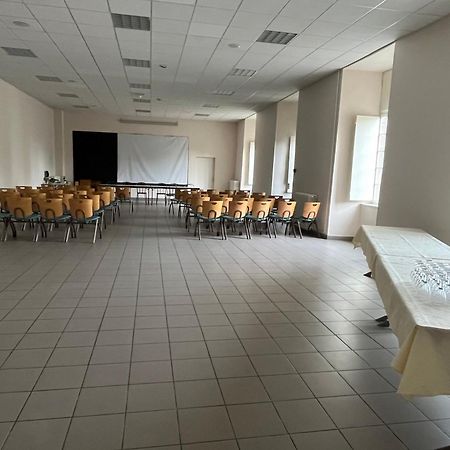 Logis Hotel Ancien Grand Seminaire 생플루르 외부 사진
