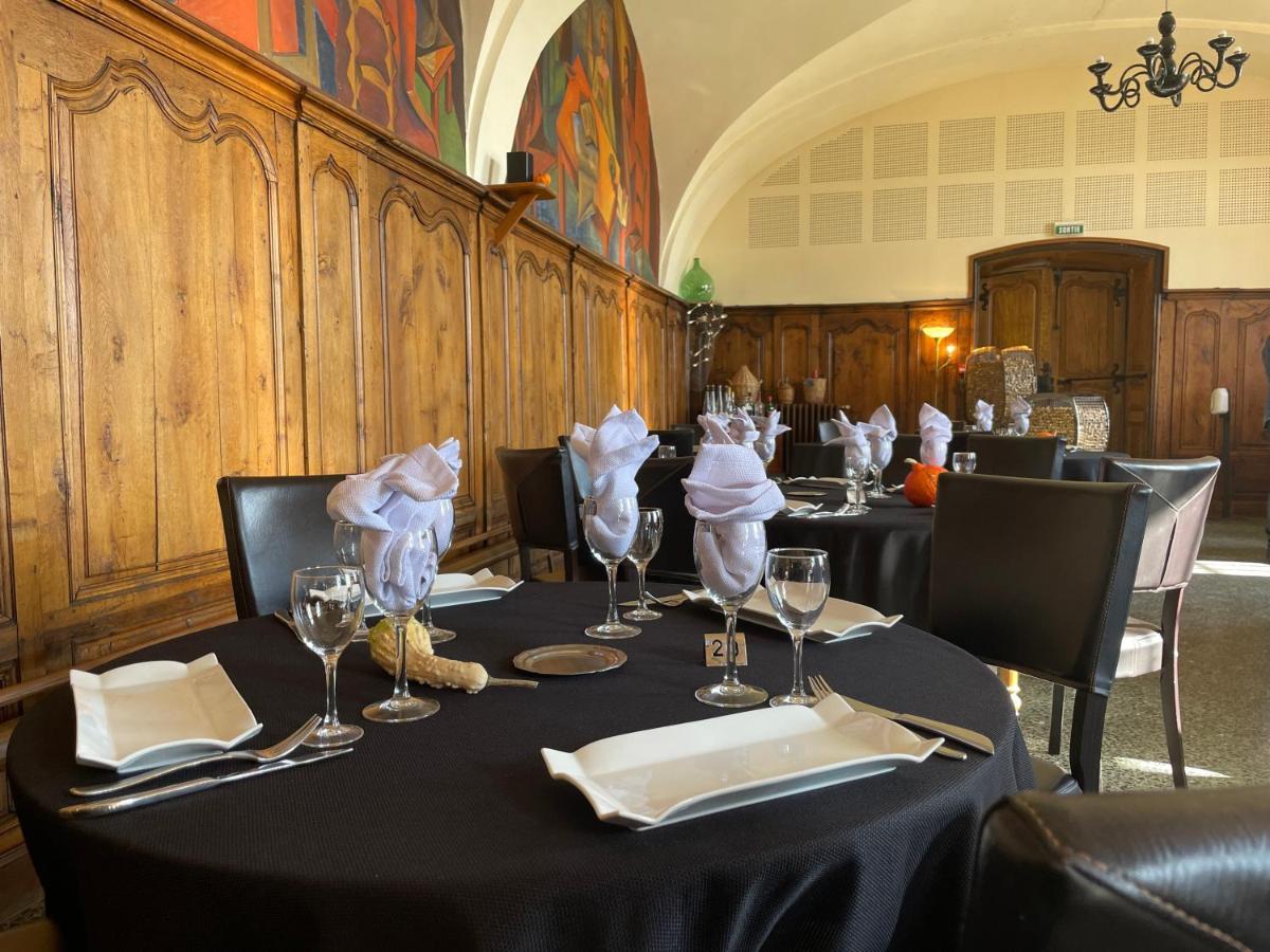 Logis Hotel Ancien Grand Seminaire 생플루르 외부 사진