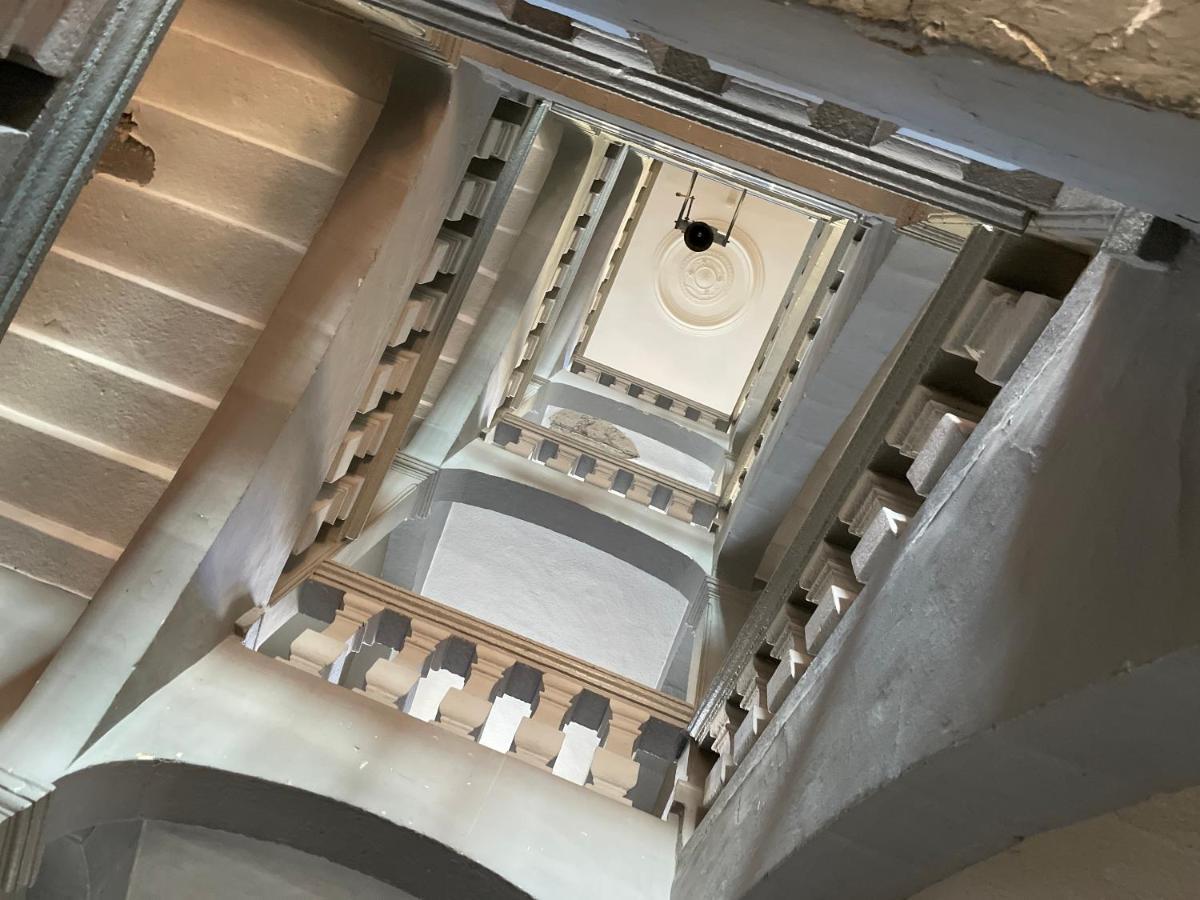 Logis Hotel Ancien Grand Seminaire 생플루르 외부 사진
