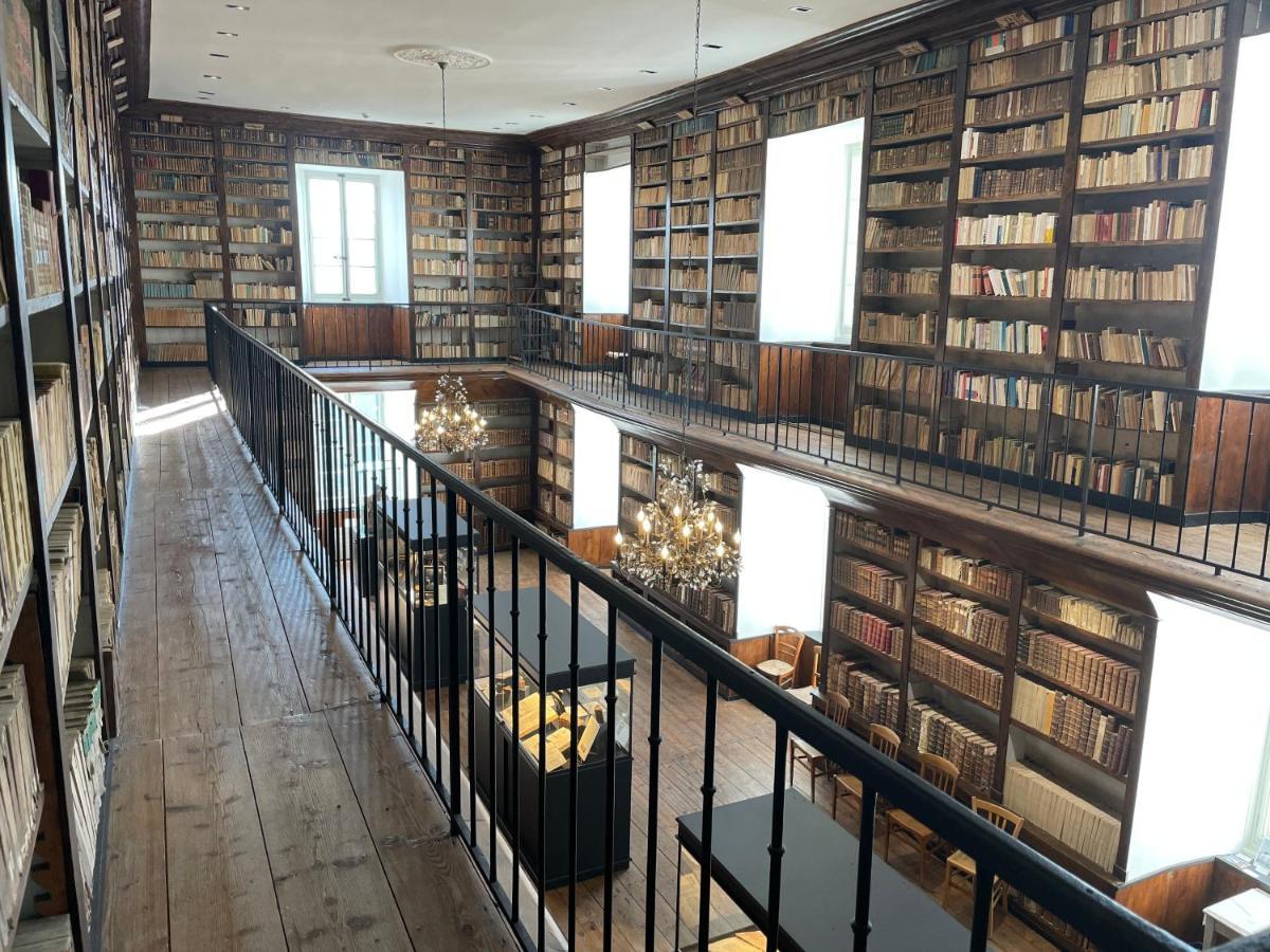Logis Hotel Ancien Grand Seminaire 생플루르 외부 사진