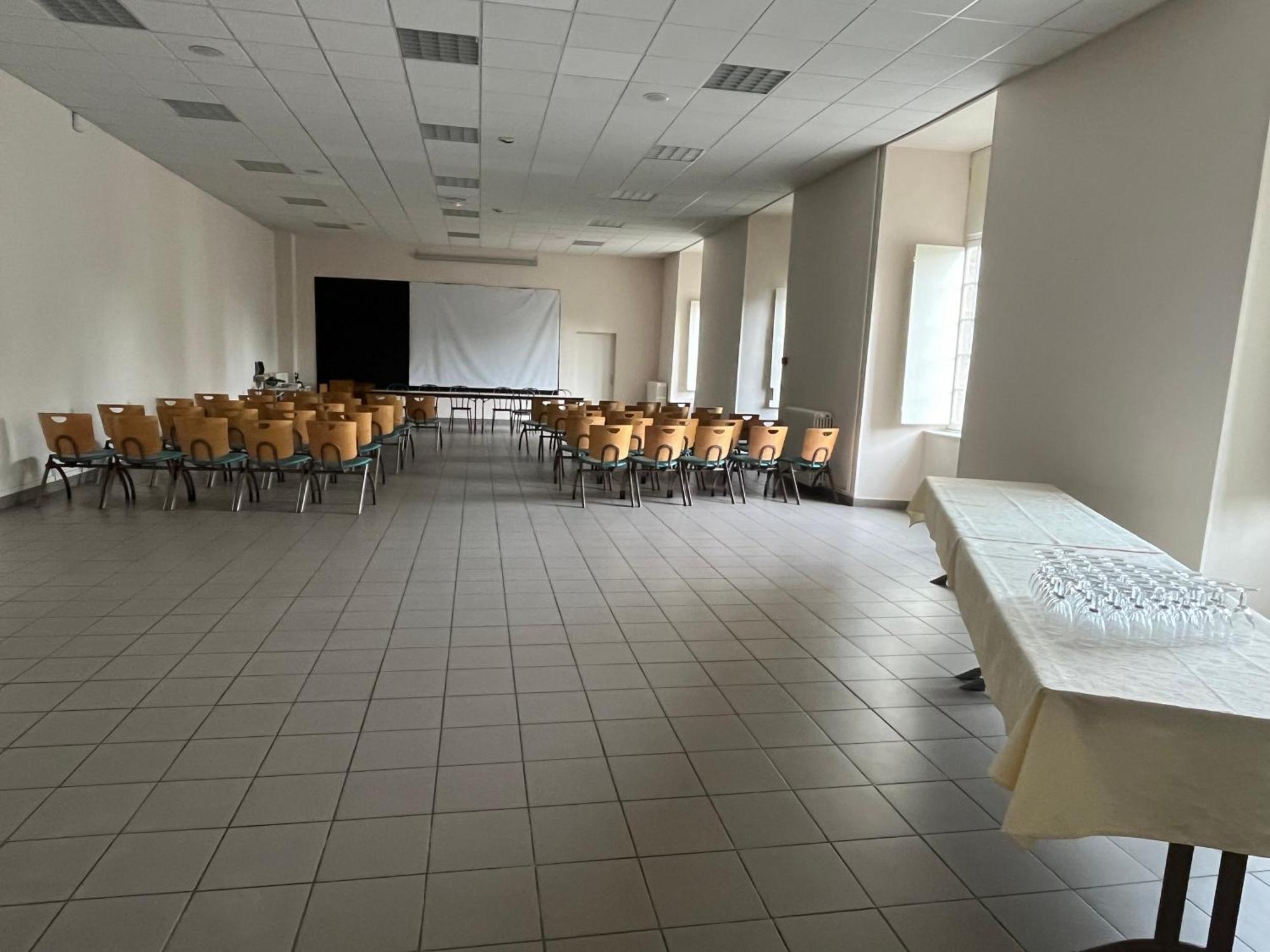 Logis Hotel Ancien Grand Seminaire 생플루르 외부 사진