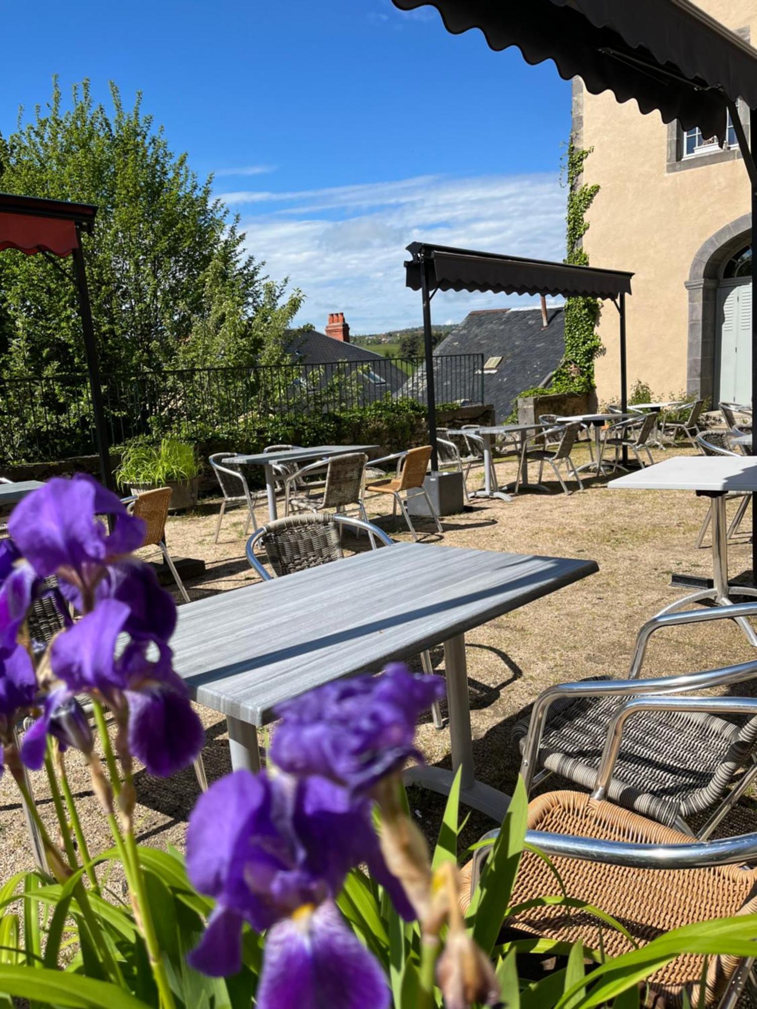 Logis Hotel Ancien Grand Seminaire 생플루르 외부 사진